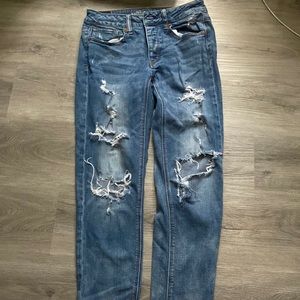 American eagle Tom girl jeans